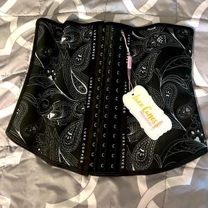 Waist trainer size M